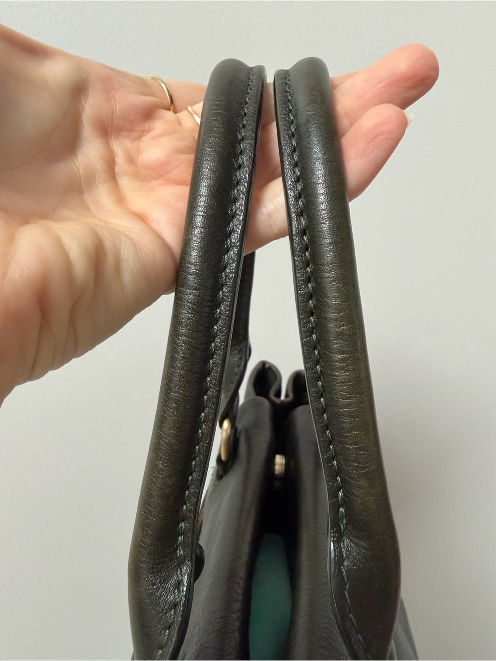 LONGCHAMP DARK GREEN BALZANE LEATHER BAG - Picture 9 of 15